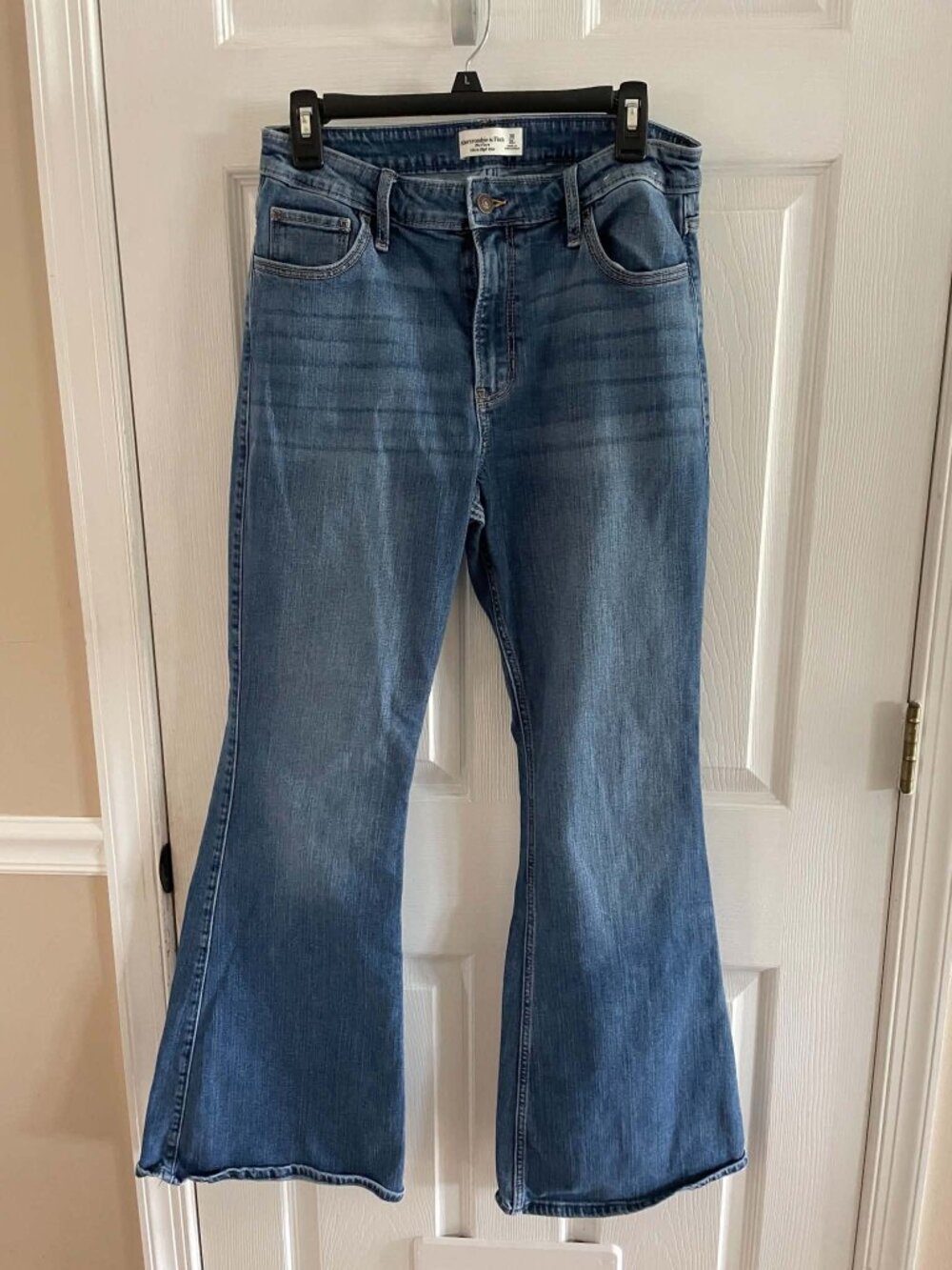 Abercrombie & Fitch The Flare Ultra High Rise Jeans Denim Women's Sz 10 EUC